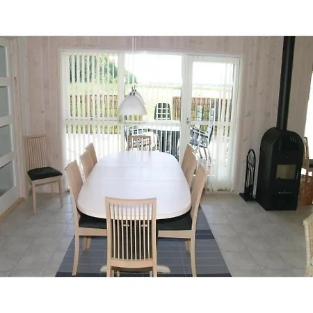 Four Bedroom Holiday In *